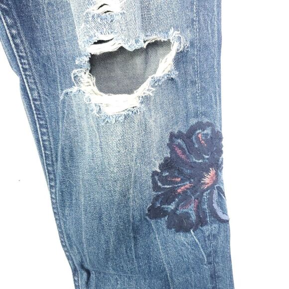 Abercrombie Jeans Womens 4 Annie Girlfriend Embroidered Floral Distressed - Picture 5 of 11